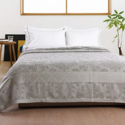 Blanket towel blanket throws pure cotton bed cover flower relief soft thin quilt - Image 1 of 4