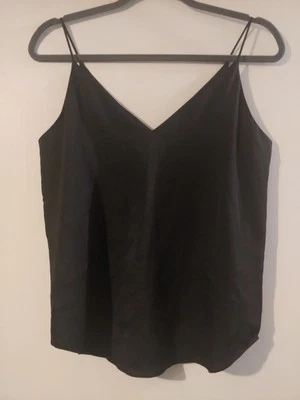 Cami Express Negro Talla Pequeña Foto 1 de 3