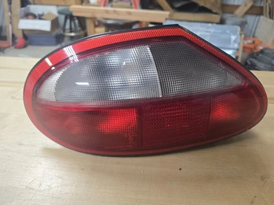 Luz trasera izquierda lado del conductor Jaguar Xk8 97-06 con placa posterior OEM Foto 1 de 2