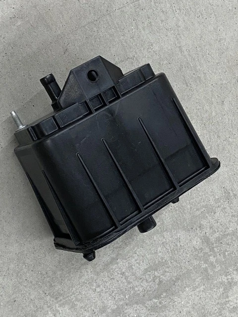 2004-2020 DODGE RAM 1500 2500 3500 паровая канистра от оригинального производителя No 5147158aa - Изображение 1 из 4