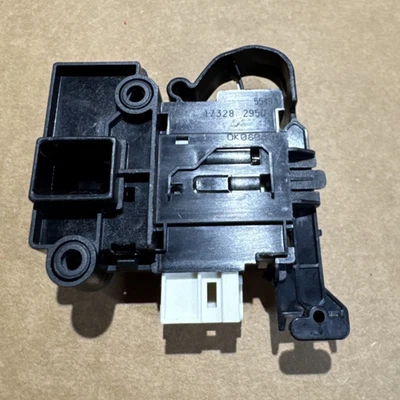 Door Interlock Switch - OEM for 4400/4600/ 4700/ 4800/ 5500 Combo -Pinnacle - Image 1 of 3