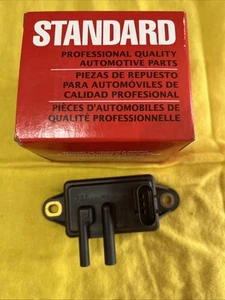 🔥🔥🔥 New EGR Pressure Sensor  Standard Motor Products VP3 VP-3 - Picture 1 of 7