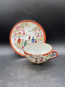 Taza de té y platillo de porcelana japonés pintado a mano geisha niñas de colección - Imagen 1 de 12