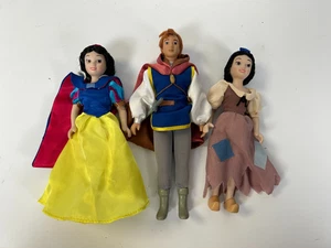 *RARE* Snow White Dolls x3 - Deagostini Disney Princess Porcelain - Picture 1 of 2