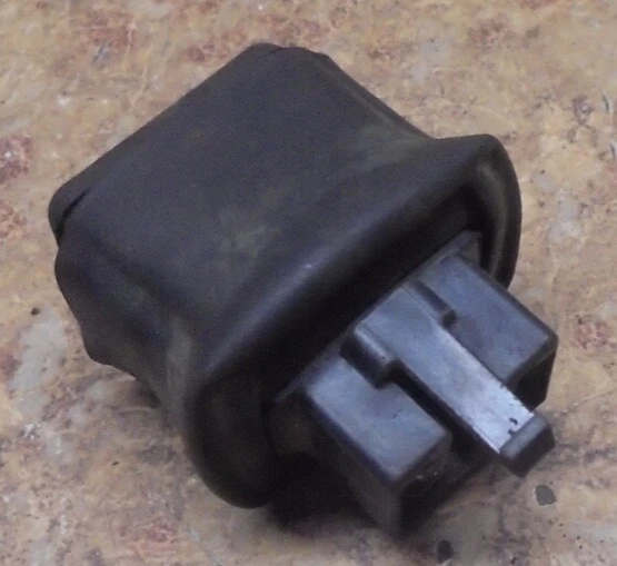 Interceptor sensor relé elétrico 2000 Honda VFR 800 VFR800 2001 2002   - Imagem 1 de 1