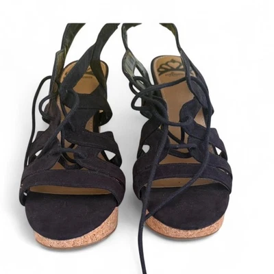 Tacones de cuña negros Feral Cious de Fergie Foto 1 de 4