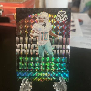 2024 Panini Mosaic - Touchdown Masters Tyreek Hill #TM-THL Green Mosaic Prizm - Picture 1 of 2