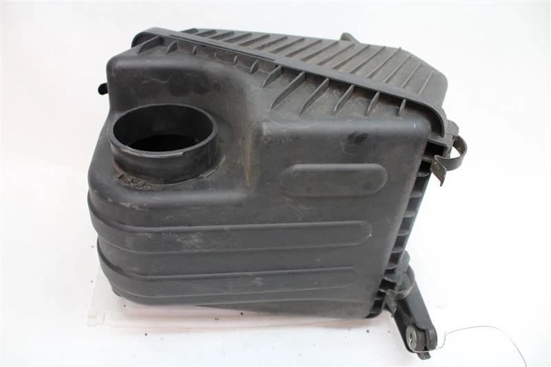 CAJA LIMPIADOR DE AIRE Hyundai Santa Fe Kia Sorento 10 11 12 13 281102P200 1263561 Foto 1 de 4