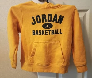 AIR JORDAN BOYS YELLOW PULLOVER HOODIE BASKETBALL SWEATSHIRT - Picture 1 of 6