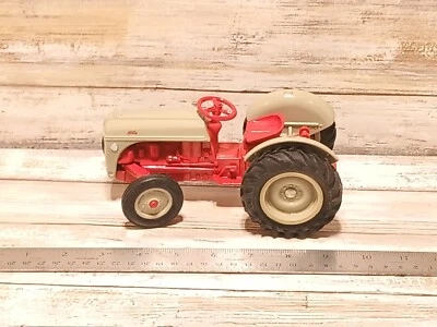 1986 ERTL 1953 Ford Tractor Replica NAA Collector's Edition 1293 OEM NICE!! - Image 1 of 4