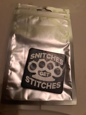 Parche moral PVC 5ive Star Gear - gancho y bucle - "Snitches Get Stitches" - 2" X 2" Foto 1 de 2