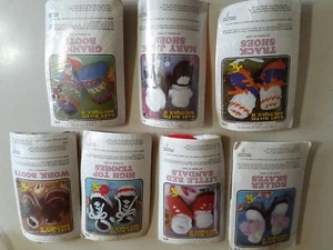 Annie's Ático Crochet Kits Zapatos Y Botas Conjuntos Completos De Colección Años 80 Lote 7 - Imagen 1 de 13