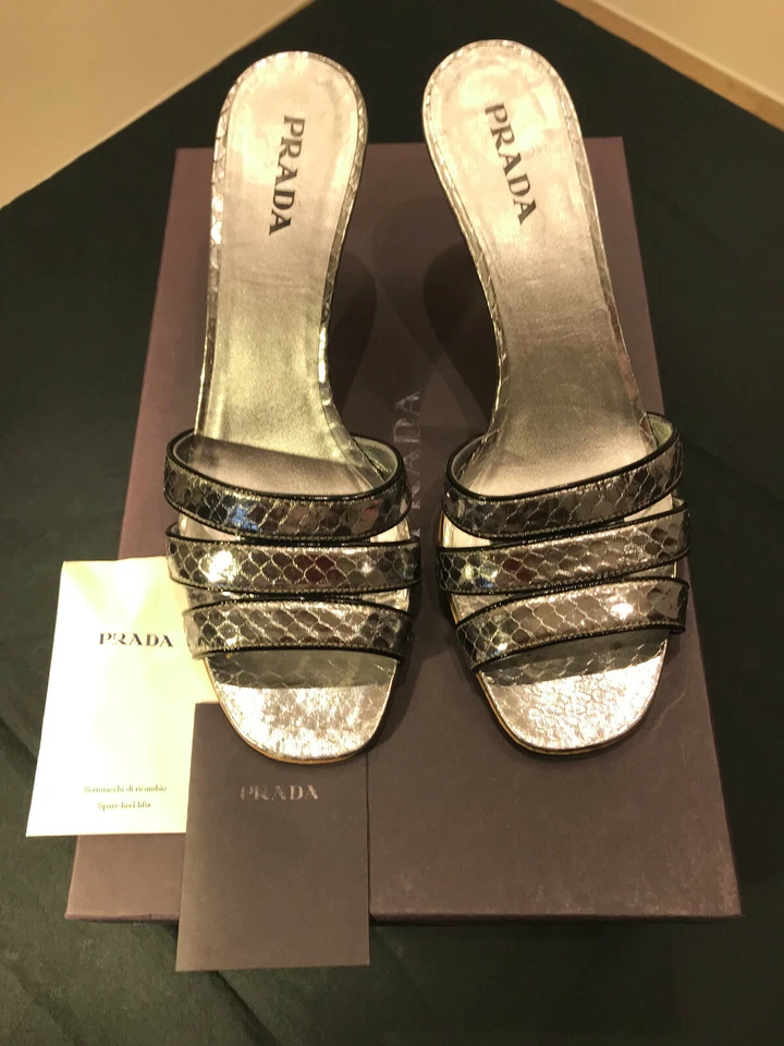 PRADA sandalo donna in argento, tacco 8 cm, 38 /2, occasione o festa, versatile - Immagine 1 di 4