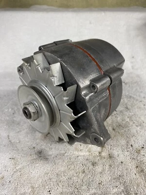 Pontiac Firebird 1967 alternador 1100704 AC Delco GM 37AMP V8 6J2 código de fecha Foto 1 de 4