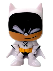 Funko DC Mystery Minis White Bullseye Batman 3" Vinyl Figure - Picture 1 of 4