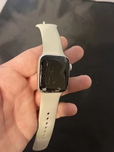 Apple Watch SE Parts - Picture 1 of 4
