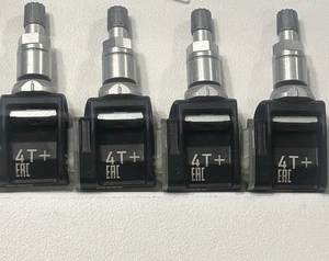 2020-2025 Chevrolet GMC TPMS Trailer Tire Pressure Sensors GM 13545366 OEM Set - Picture 1 of 3