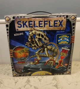 Skeleflex Dinos T-Rex Dinosaur Dino Bones Powerflex Lab 2007 Wild Planet NEW - Picture 1 of 10