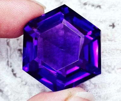 Loose Gemstone Natural Purple Tanzanite Hexagon Cut 50.90 Ct Certified - Image 1 of 4