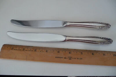 Two 2 Wallace Sterling Silver Dinner Table Knives Stradivari 10" no mono Deco - Image 1 of 4