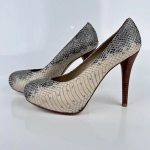 New STUART WEITZMAN Y2K 2000’s Platform Pumps High Heels Clubwear Snakeskin Sz 6 - Picture 1 of 13