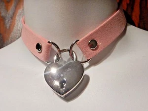 PINK HEART REAL PADLOCK GARGANTILLA cuello de gamuza sintética vegana plata esqueleto teclas 6C - Imagen 1 de 1