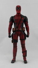 Hot Toys MMS347 Deadpool Marvel