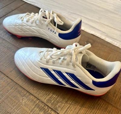 Boys Adidas Soccer Cleats Size 3.5y - Image 1 of 4