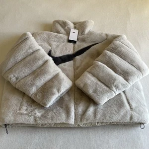 Nike Oversized Faux Fur Puffer Jacket Women Size XXL Beige - Picture 1 of 13