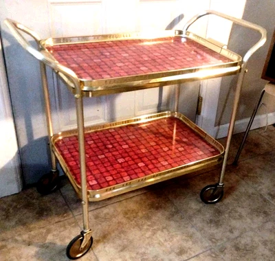 Carro de Bebidas Hollywood Regency Estilo Tono Dorado Aluminio Anodizado y Fórmica De Colección Años 50 Foto 1 de 4