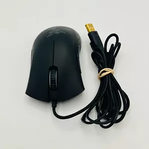 RAZER DeathAdder Chroma Black Wired PC Gaming Mouse RZ01-0121 - Picture 1 of 10