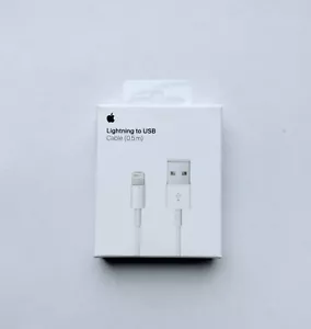 Genuine Apple 0.5m (1.5ft) Lightning to USB Charging Cable for iPhone, ME291AM/A - Picture 1 of 4