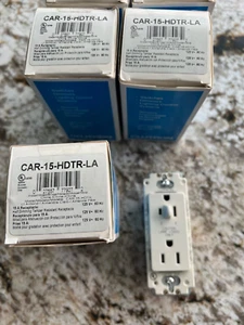 Neu im Karton Lutron AUTO-15-HDTR-LA 15 Ampere halb dimmbare manipulationssichere Buchse - Bild 1 von 1