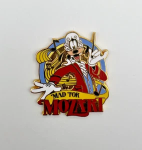 Prendedor de director Adventures by Disney ABD Mad for Mozart Imperial Cities Goofy - Imagen 1 de 4