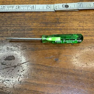 Xcelite R3322 3/32 in. x 3 1/2 in. Compact Slotted Screwdriver USA. Pocket Clip - Image 1 of 4