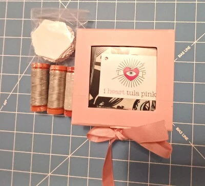 OOP 罕见 Tula 粉色 Nightshade Hexi 套件原装系列 2011 - 2012 100 件 — 第 1/4 张图片