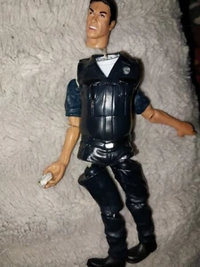Vintage Marvel Movie X-Men Sabretooth Security Guard Action Figure 2000. Used - Picture 1 of 4