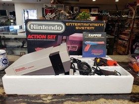 NINTENDO: NINTENDO MODEL ACTION SET (NES-ACMH-USA-3) W/ GAME TOP  GUN