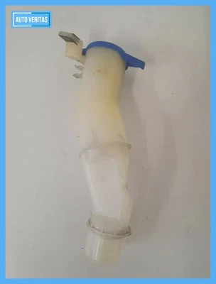 original Volvo S60 2.4 D5 washing water filling nozzle for water tank 9178568 - Image 1 of 2