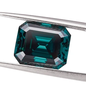 Green Color VVS1 Emerald Cut Moissanite Stone Loose Gemstone with GRA Cert - Picture 1 of 11