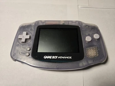Sistema de consola Nintendo Game Boy Advance - Clear Glacier Foto 1 de 2