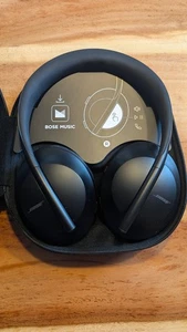 Bose Cuffie con cancellazione del rumore 700 Over Ear - Foto 1 di 7