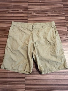 Columbia Men's Khaki Shorts 38 10in inseam - Picture 1 of 4