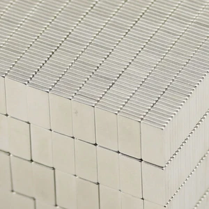 2-1000x IMANES CUADRADOS DE NEODIMIO 10x5x1 mm NdFeB N45 600 G Bloque Oficina Cierre - Imagen 1 de 3