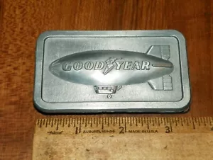 SMG 1974 hebilla de cinturón de peltre dirigible Goodyear - Imagen 1 de 4