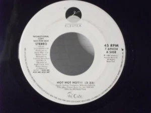 The Cure,Elektra 69424,"Hot Hot Hot!!!",US,7" 45,1987 PROMO alt rock classic,M - Picture 1 of 2