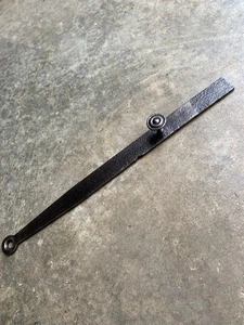 Ancienne barre fer forgé pour loquet 31,5 cm, porte ferrure serrure verrou - Photo 1/2