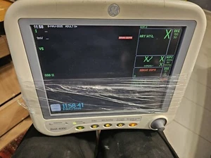 GE 2035598-207 Dash 4000 Patient Monitor - Picture 1 of 6