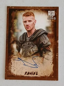DANIEL NEWMAN as Daniel Walking Dead Season 8 Autograph Card A-DN Topps 33/50 - Picture 1 of 3