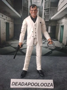 HASBRO MARVEL LEGENDS WALGREENS EXCLUSIVE JIGSAW - Picture 1 of 5